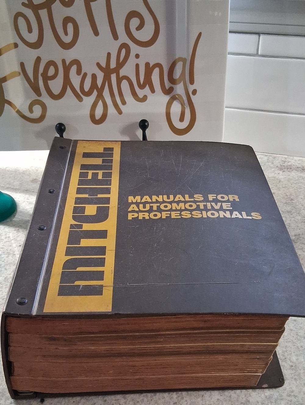Mitchell Automotive Repair Manual Binder - 1989